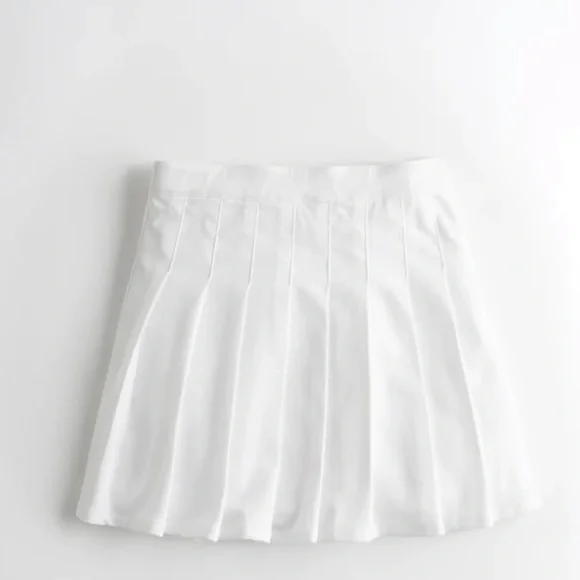 HOLLISTER ULTRA HIGH RISE PLEATED MINI SKIRT